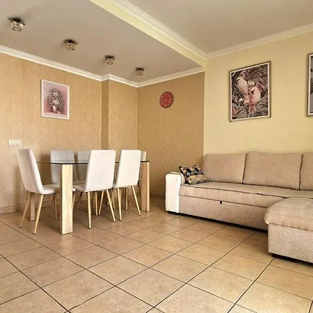 Apartment Big And Beautiful House *